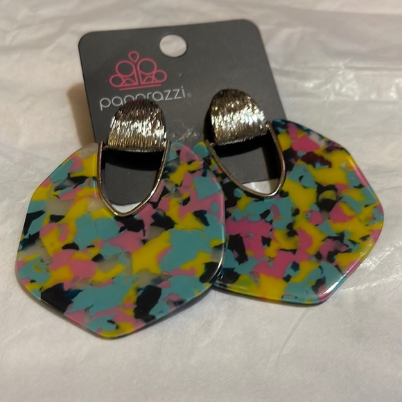 paparazzi Jewelry - Earrings